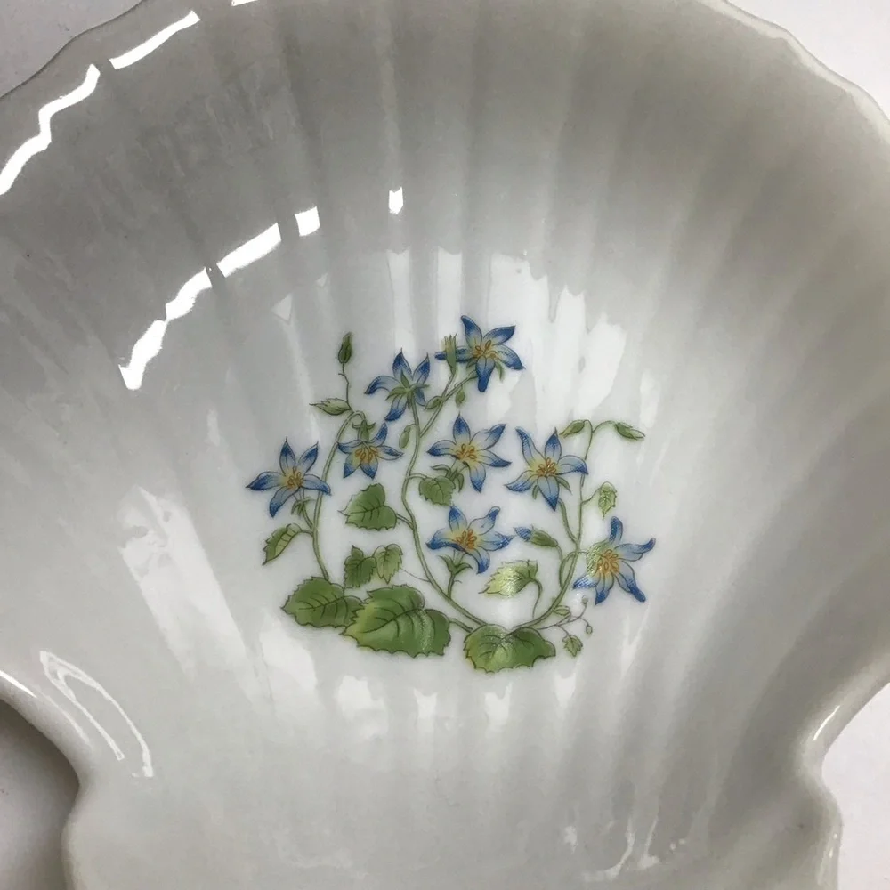 Vintage Takahashi Blue Floral Shell Shape Soap Dish Vanity Trinket Sea Japan